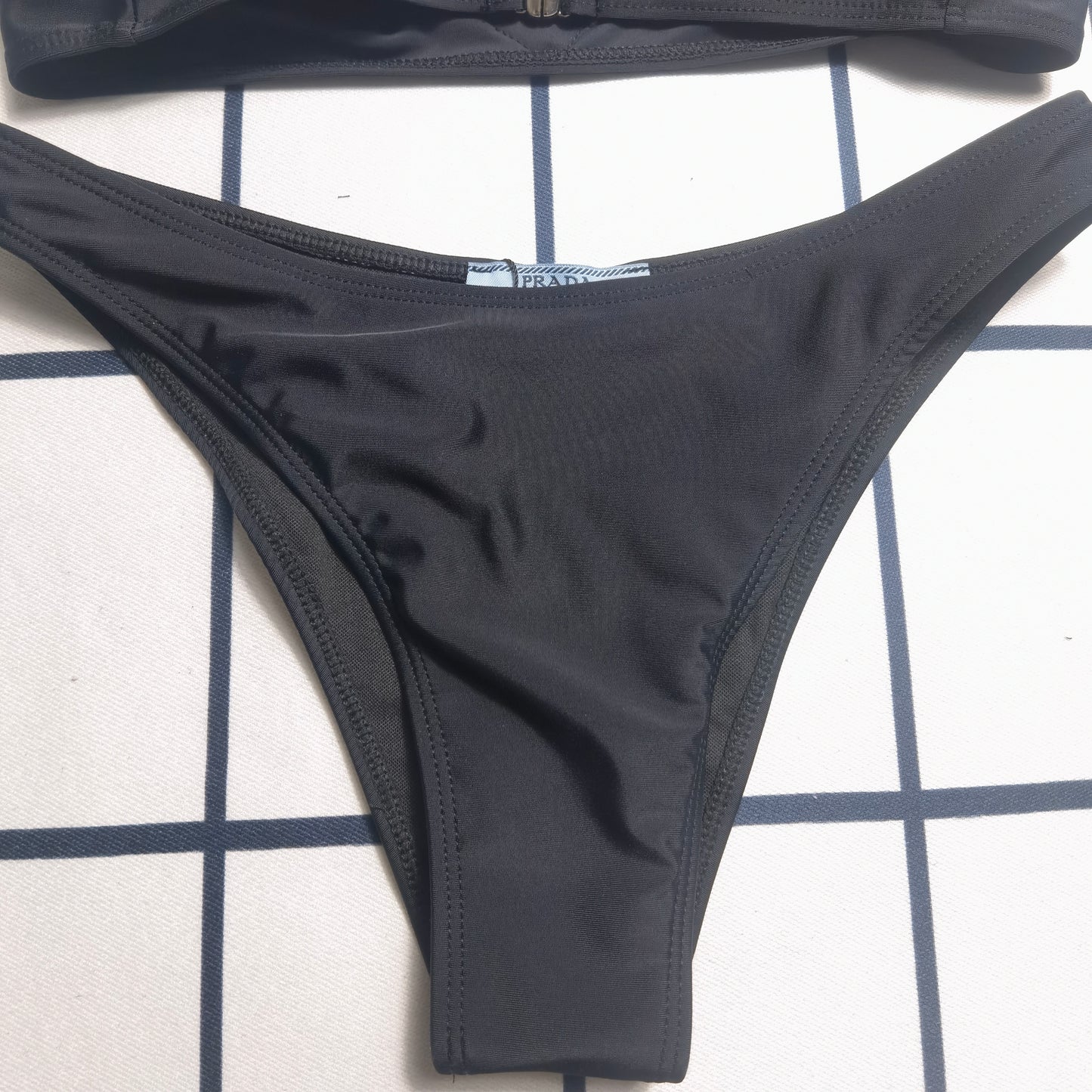 14PD252YDE Stylish Bikini swimsuit