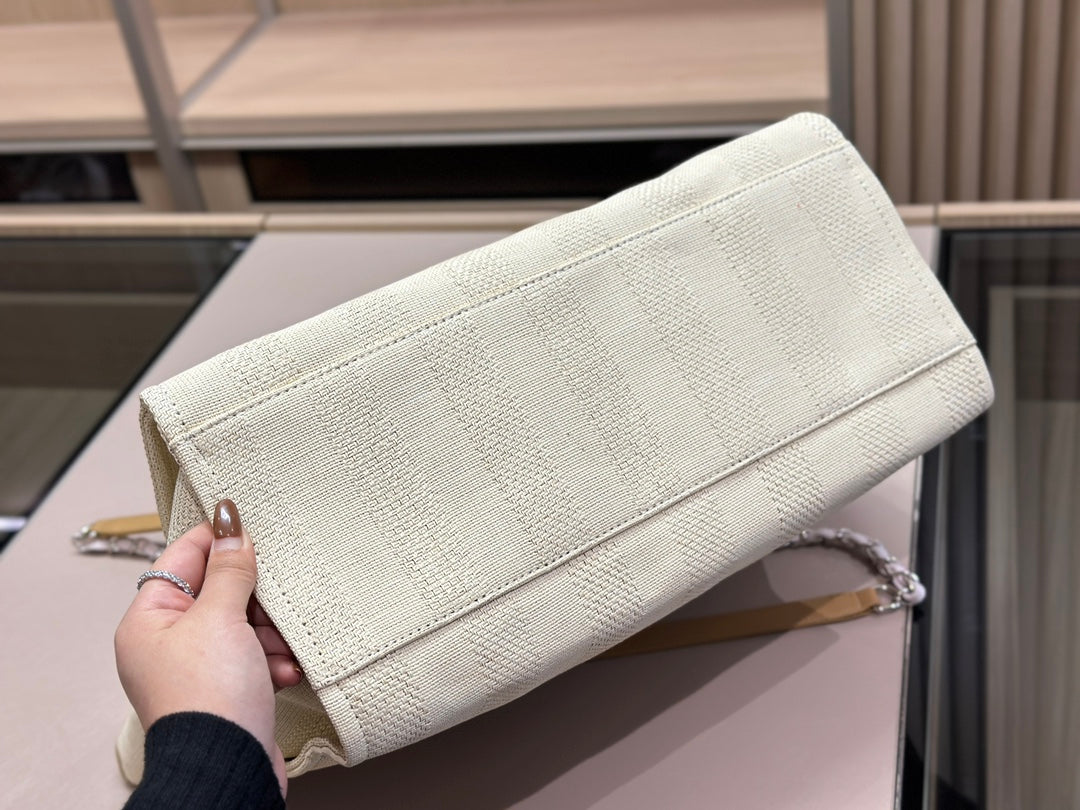 6XC137BDE Stylish canvas bag