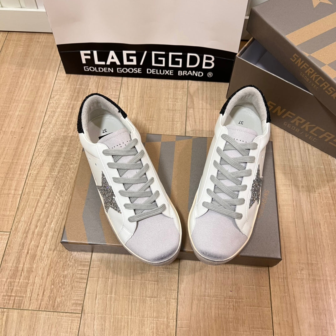 14GE111ZDE Stylish shoes