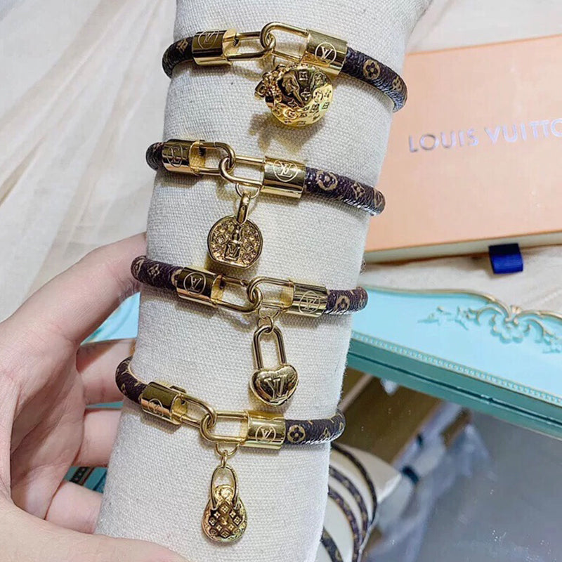 3E724KDE Stylish Bracelets