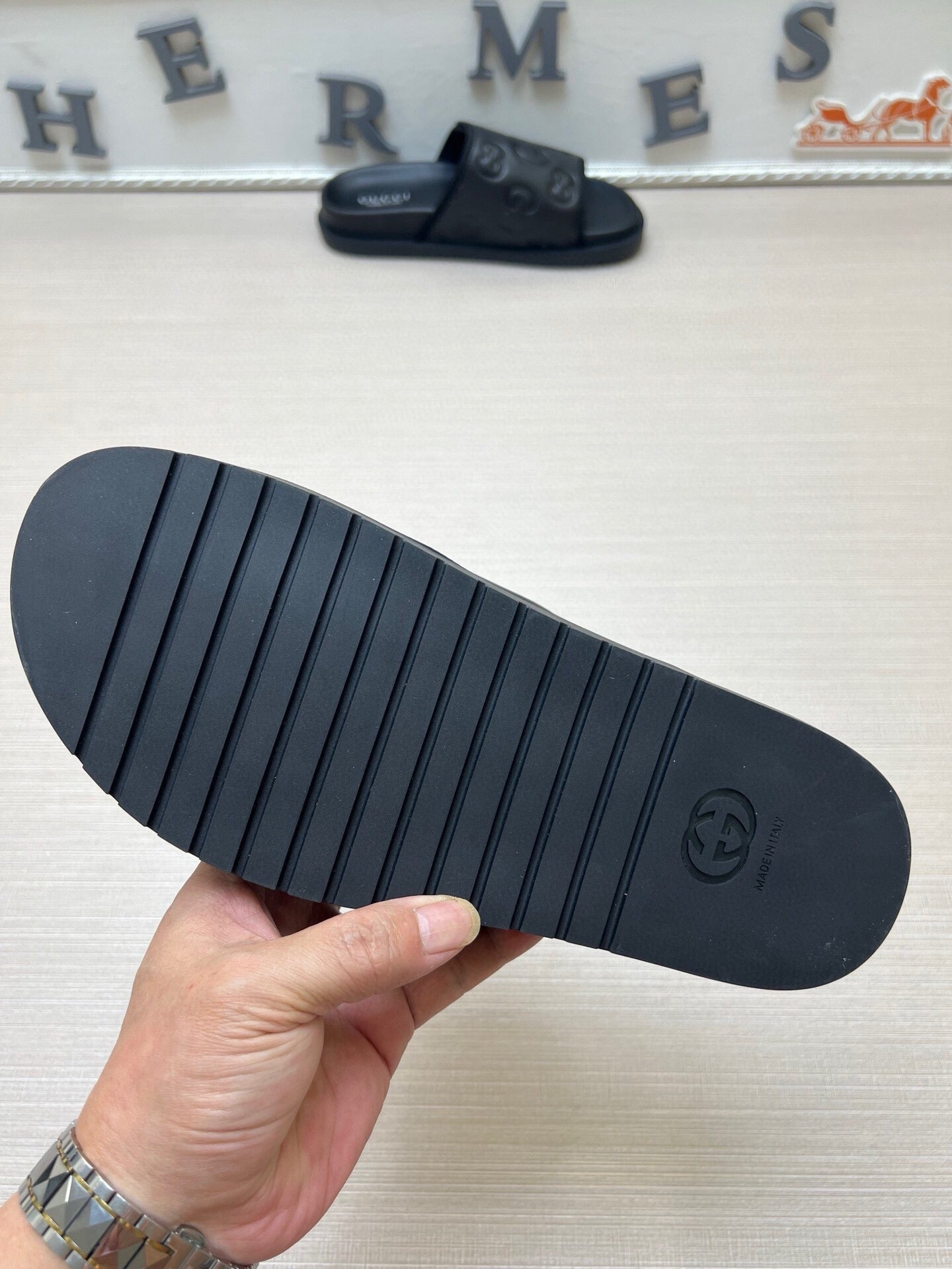 5LB230ZDE Stylish Slippers