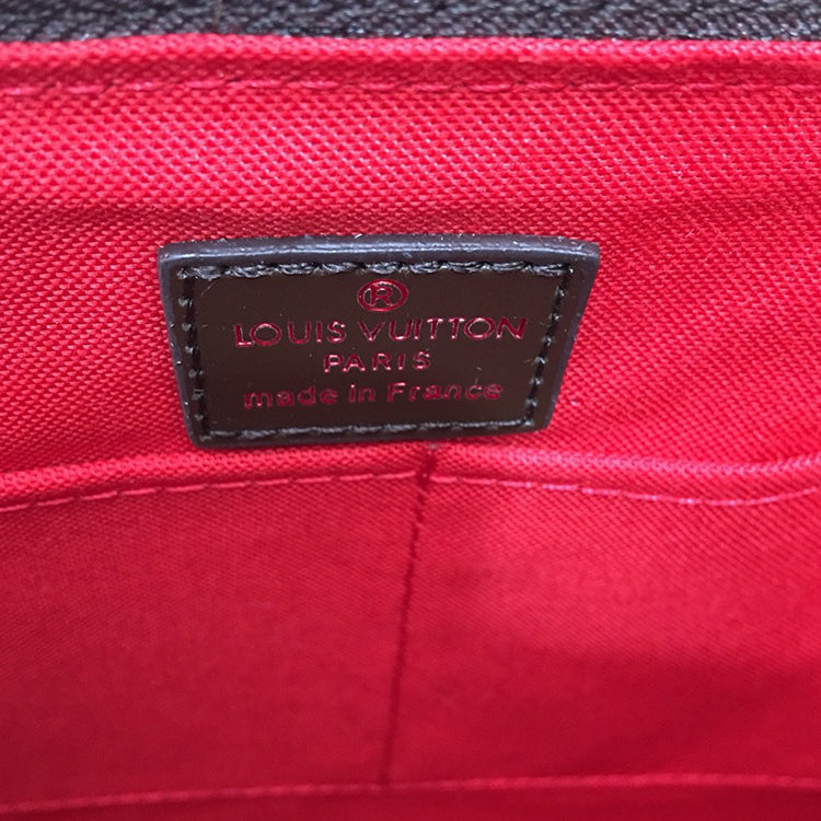 1E27BDE Stylish leather bag