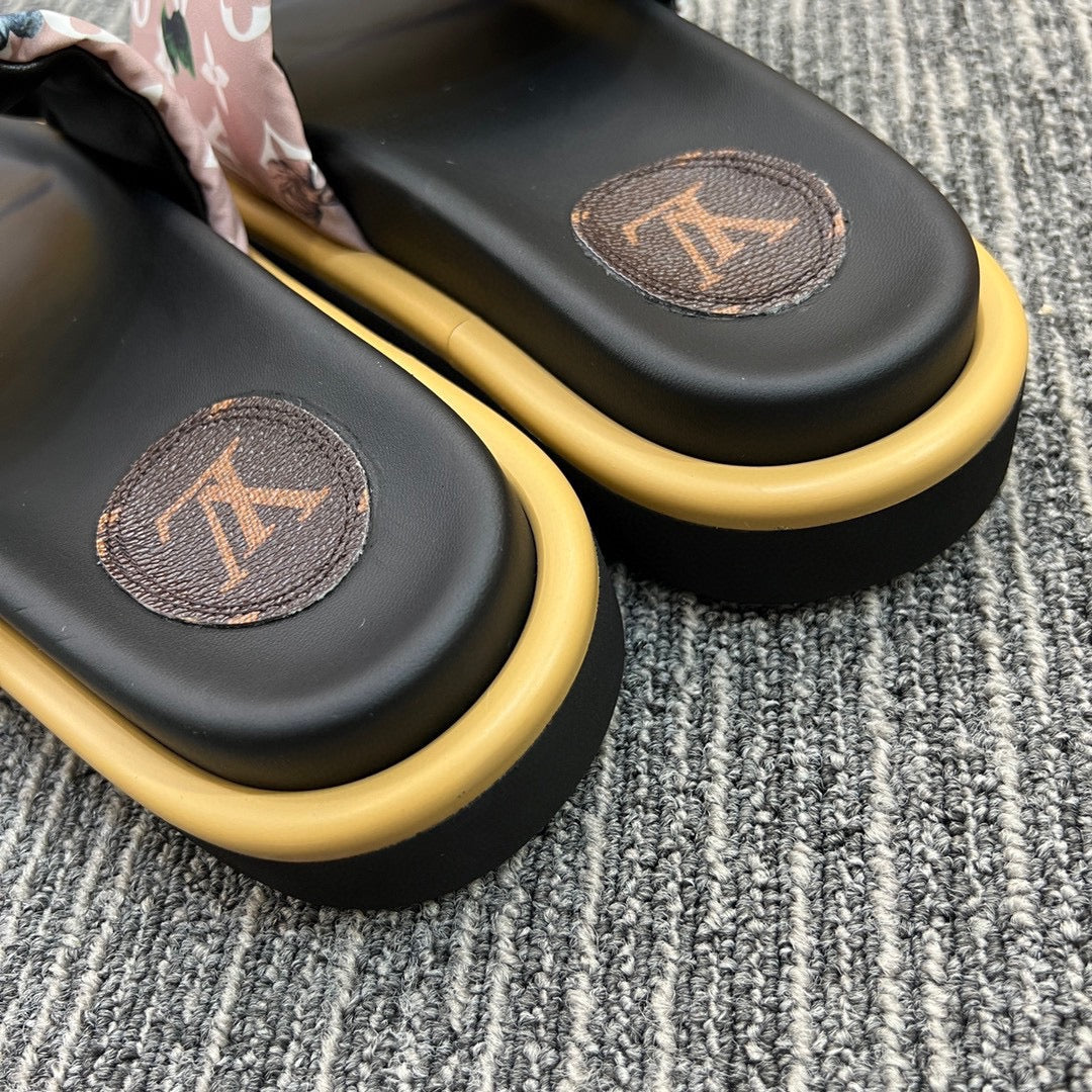 5XF120ZDE Stylish leather quality Slippers