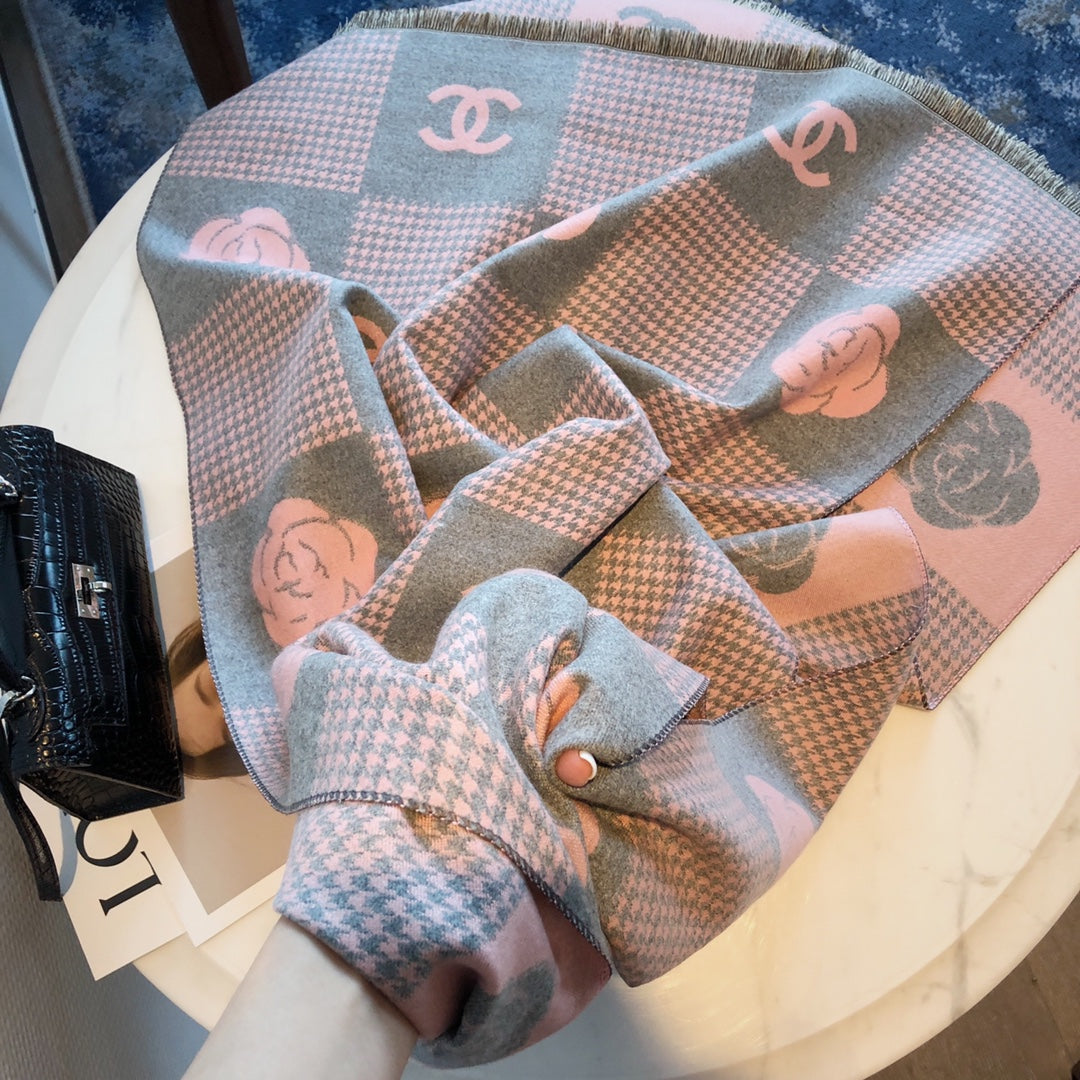 175RC36WDE Stylish Winter Scarves
