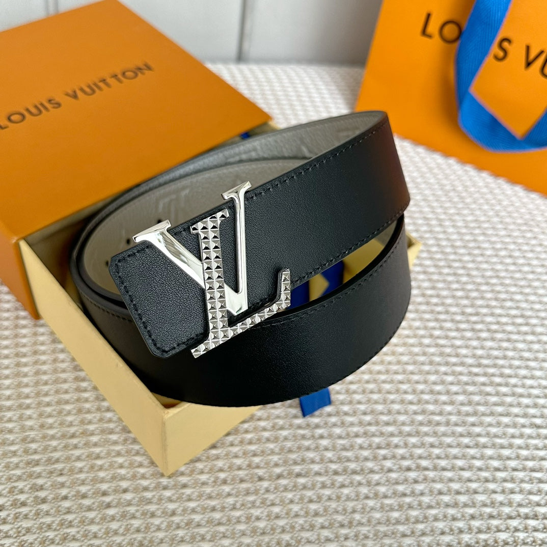 14E133PDE Stylish High quality belt With full package