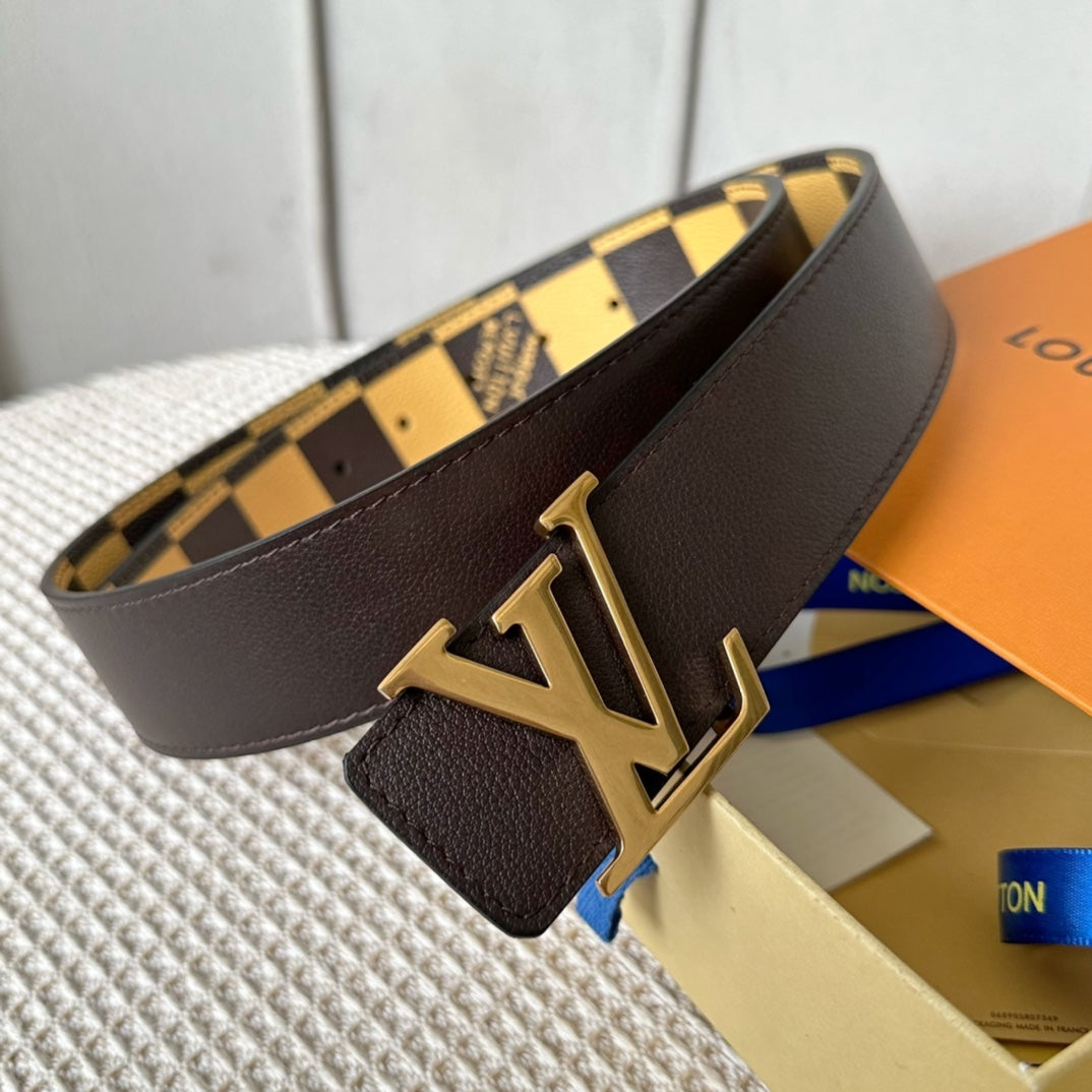 14E149PDE Stylish High quality belt With full package
