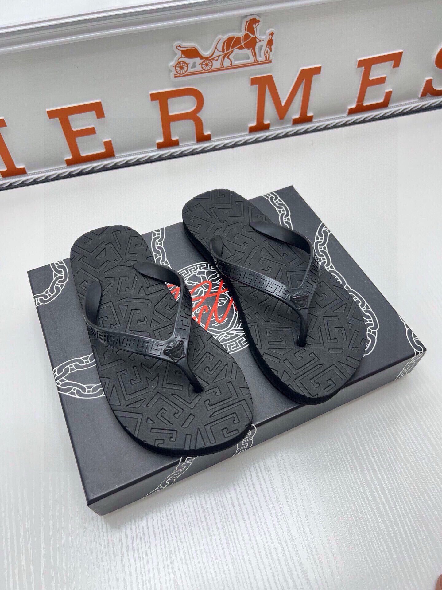 535ZV295ZDE Stylish Slippers