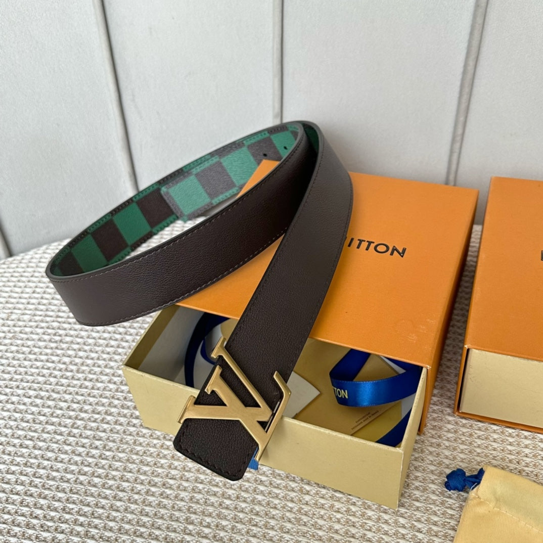 14E149PDE Stylish High quality belt With full package
