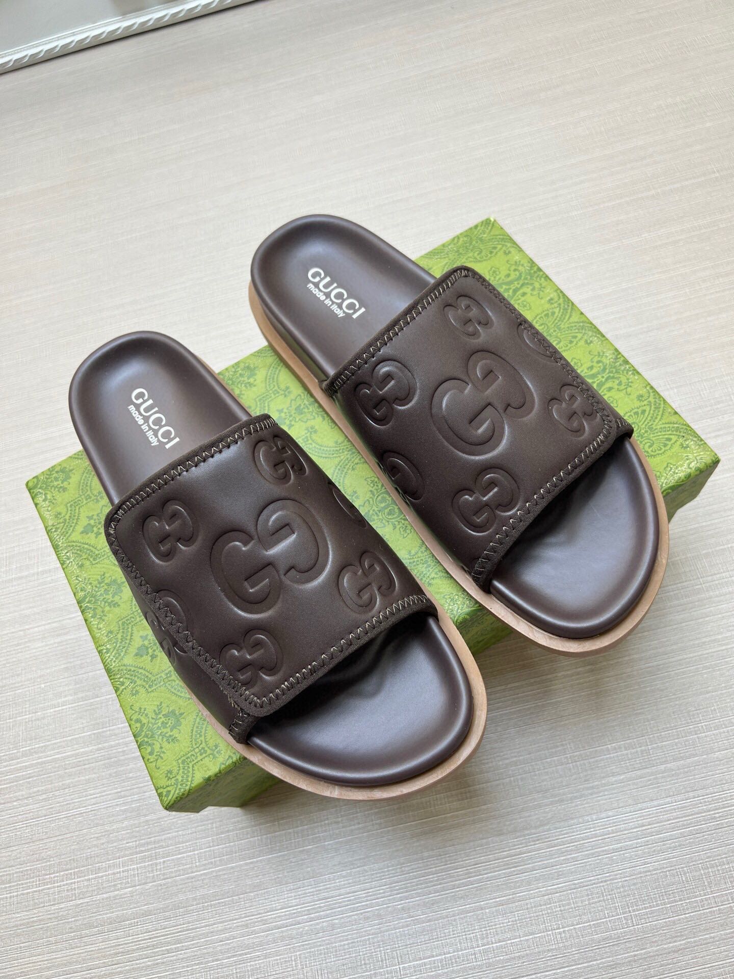 5LB230ZDE Stylish Slippers