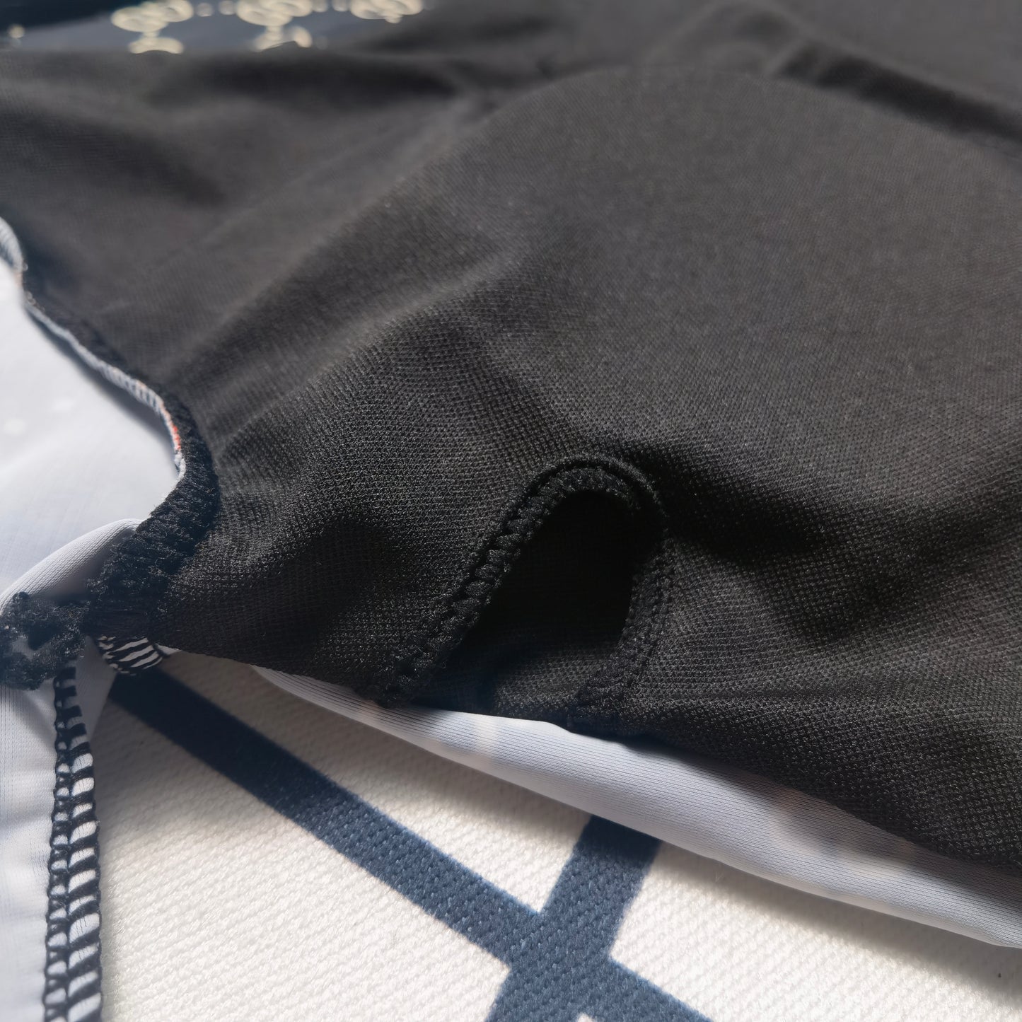 14B140YDE Stylish Long sleeve swimsuit