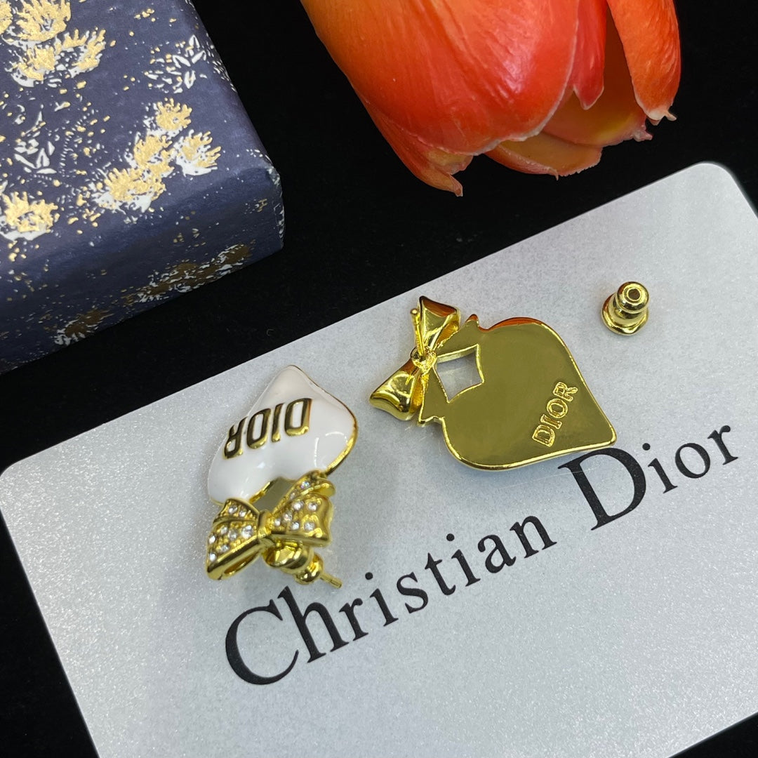 14D772EDE Stylish Earrings