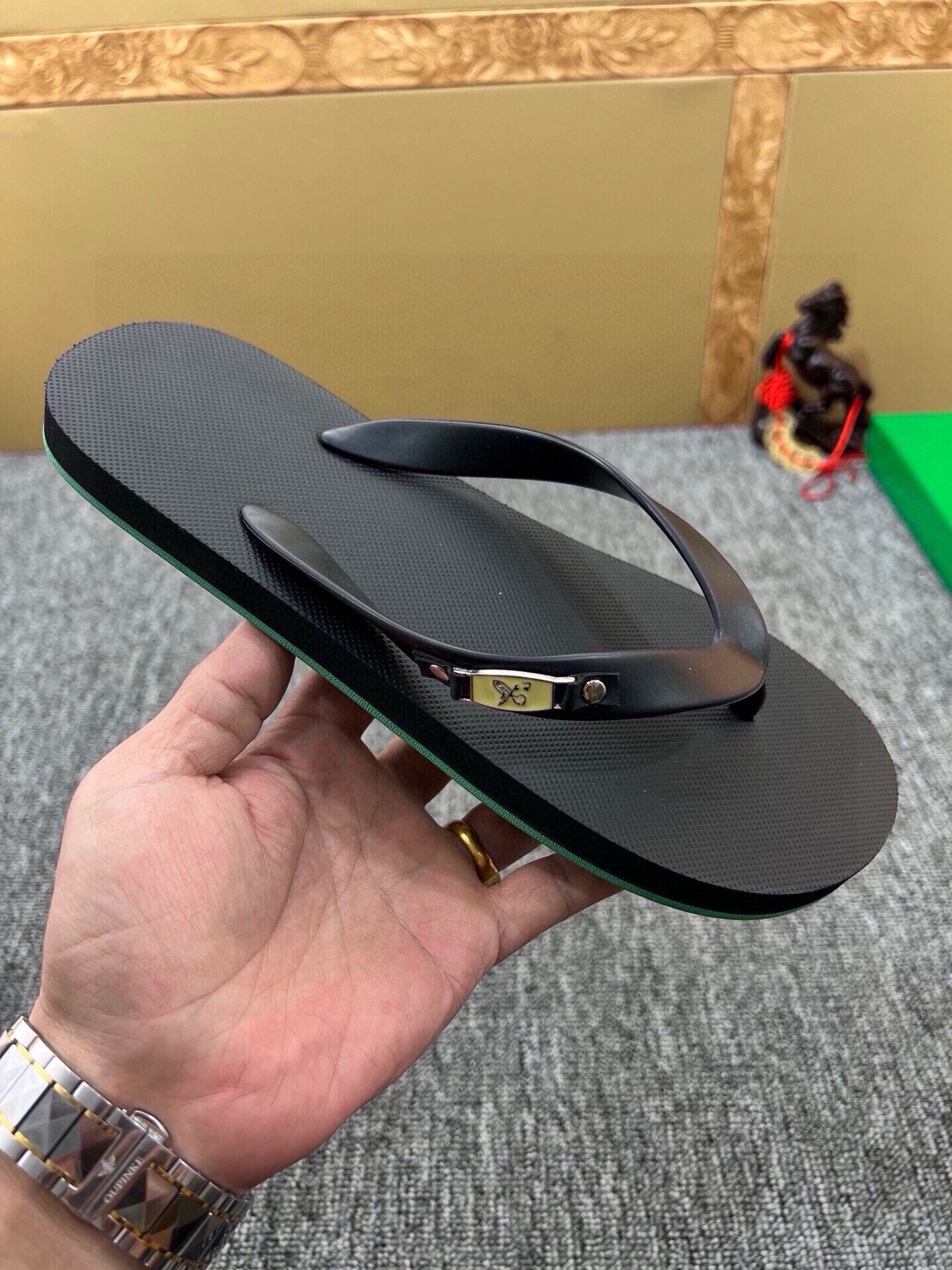 535ZA292ZDE Stylish Slippers