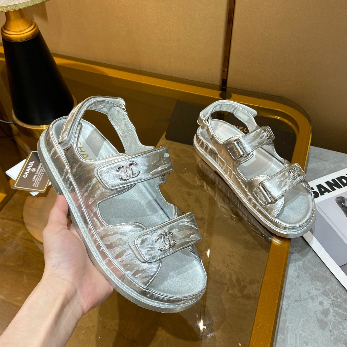 255QC48ZDE Stylish leather shoes