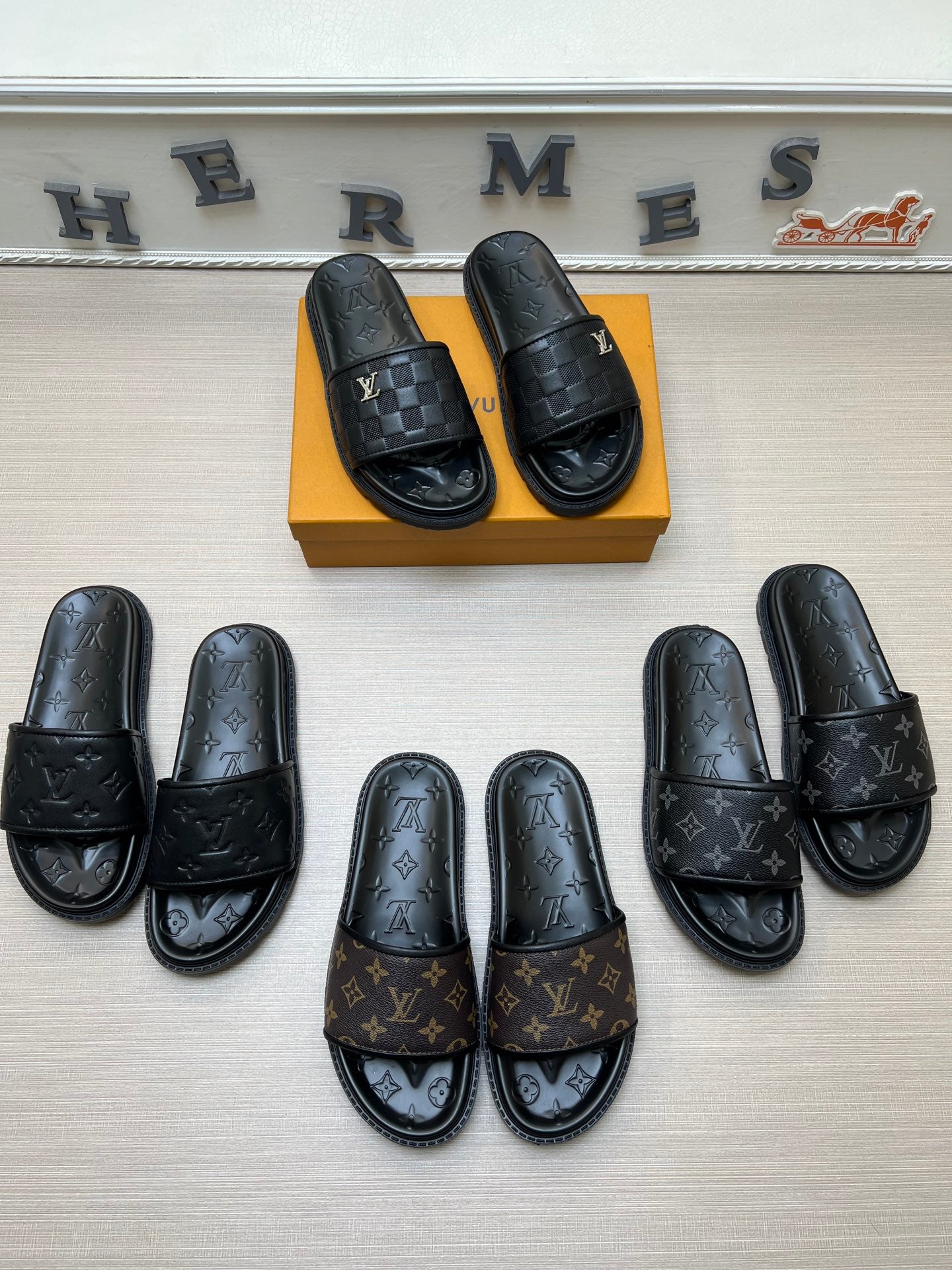535ZE304ZDE Stylish Slippers