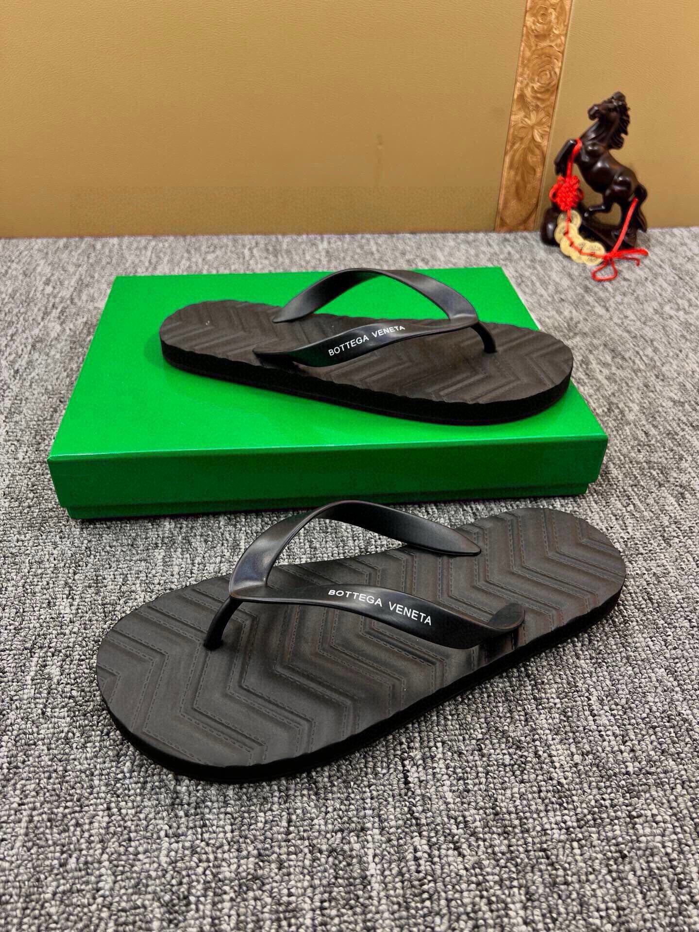 535ZA294ZDE Stylish Slippers