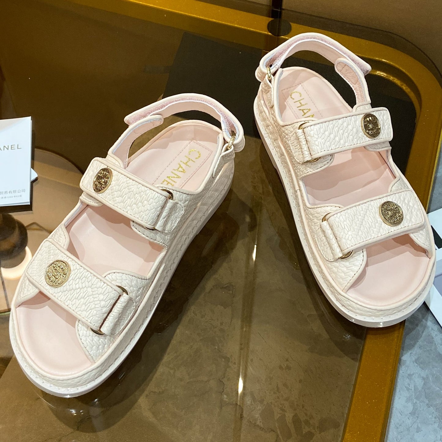 255QC49ZDE Stylish leather shoes