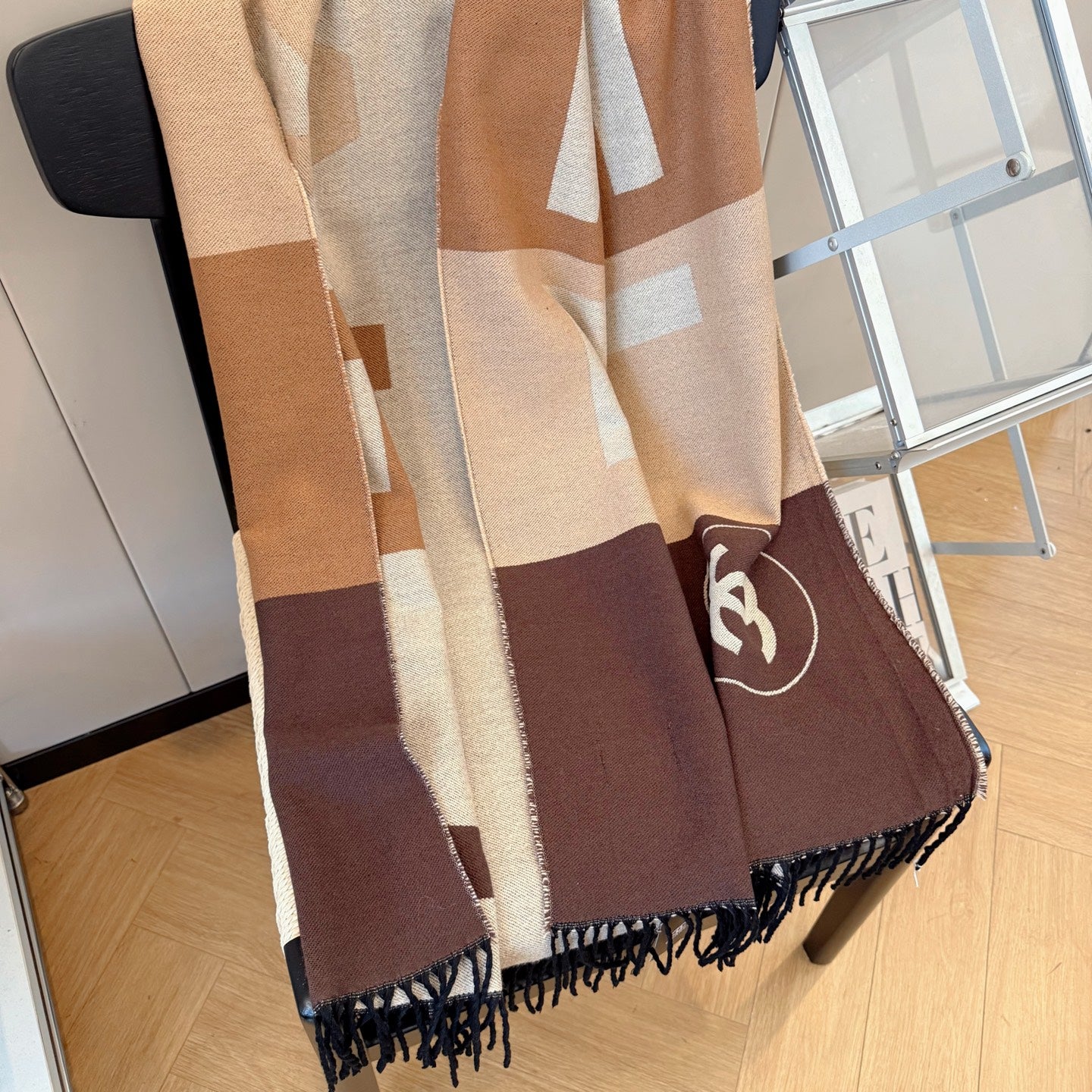 175RC38WDE Stylish Winter Scarves
