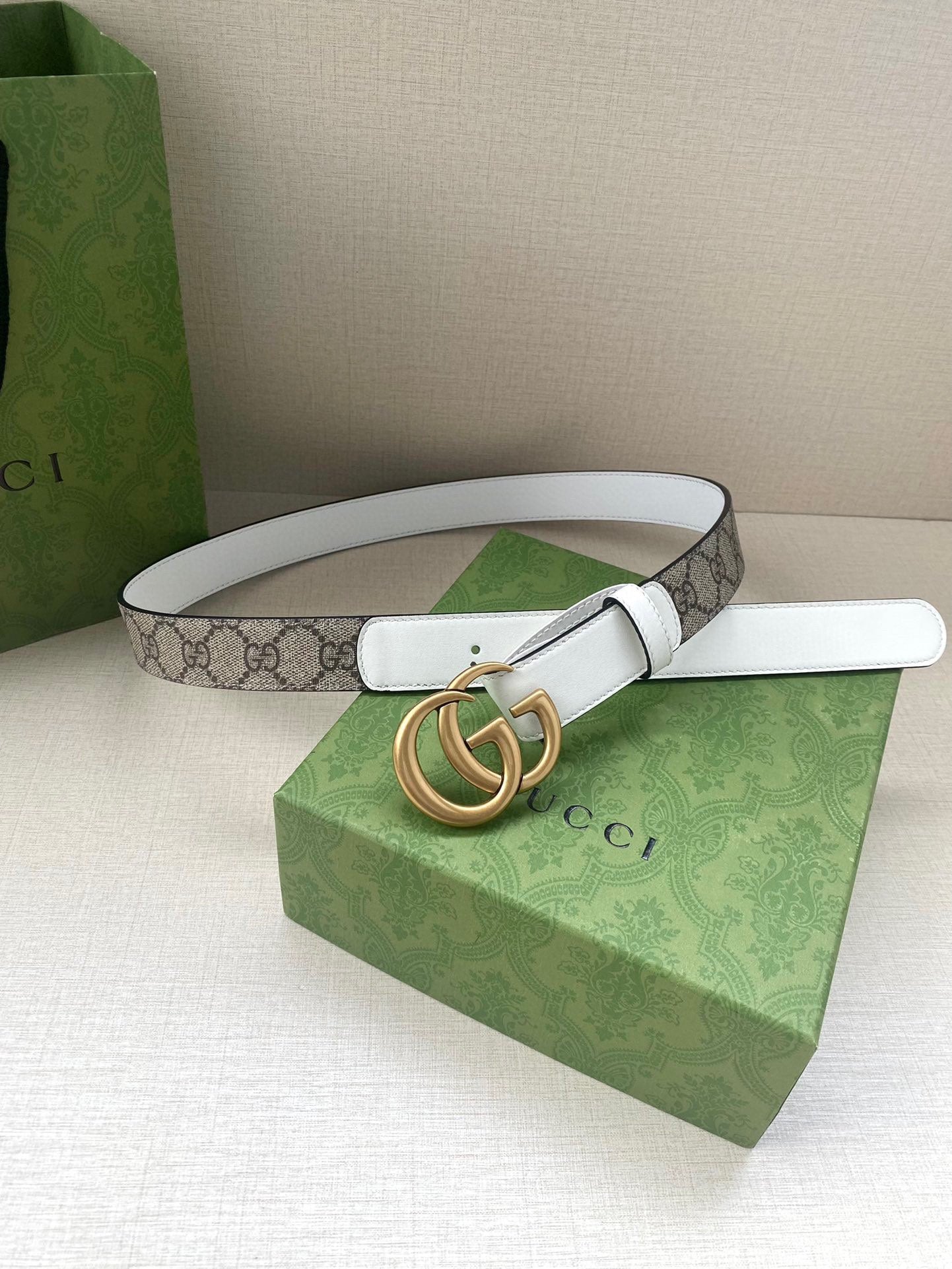 1WB152PDE Stylish High quality belt With full package