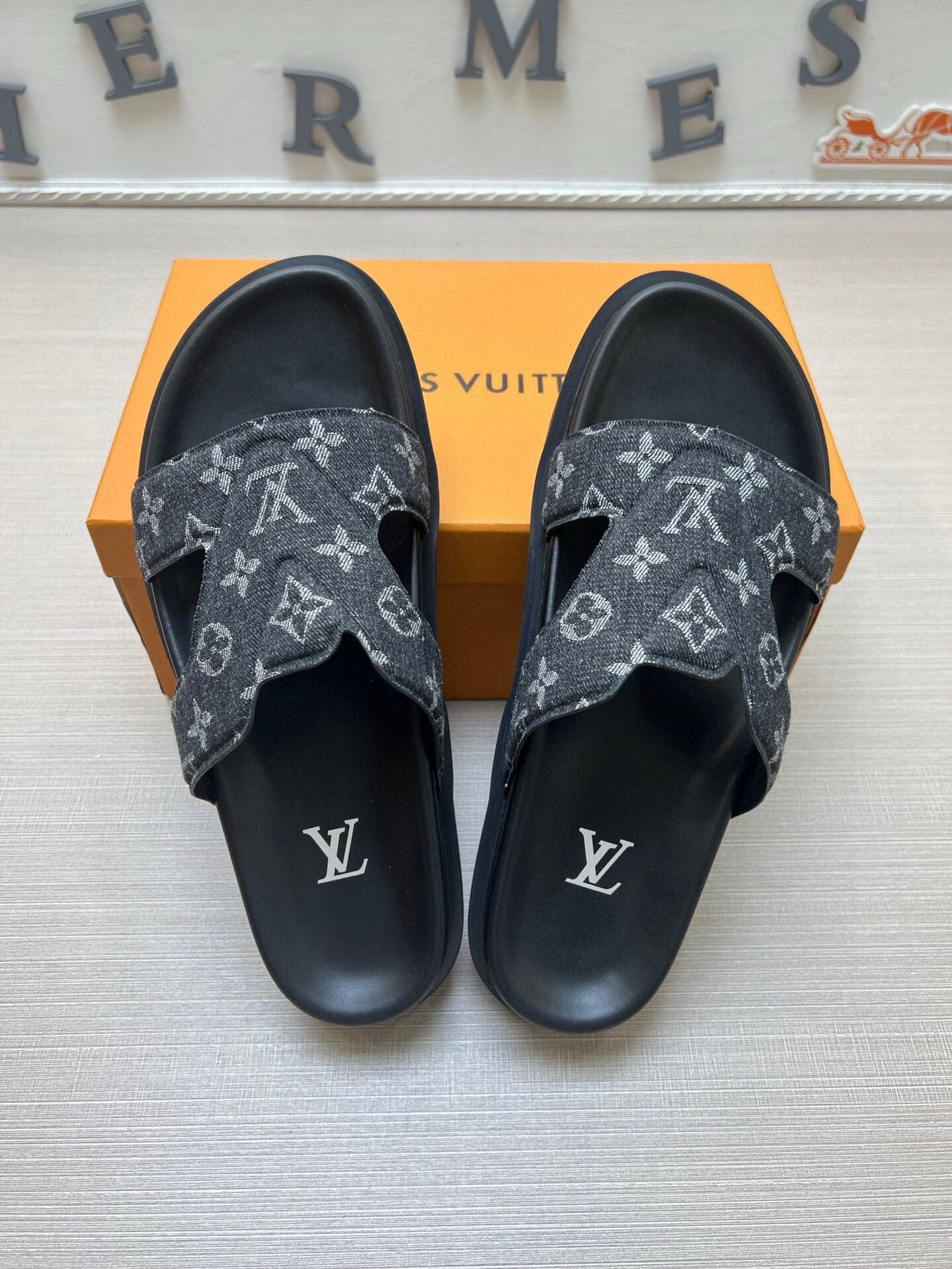 5LE226ZDE Stylish Slippers