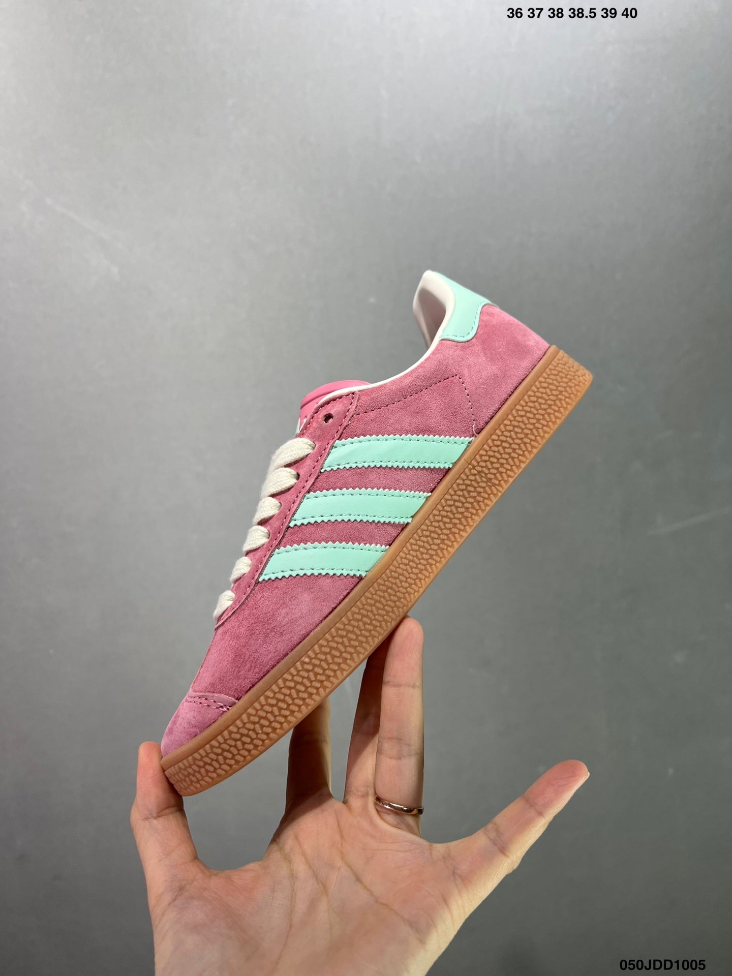435ZA22ZDE Stylish shoes