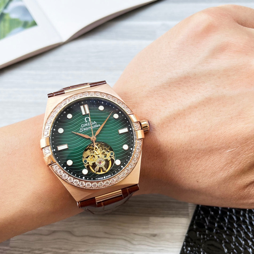 255RA18LDE Stylish Watches