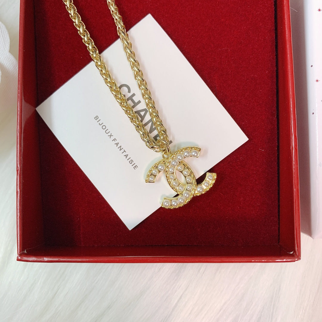 1YC151XDE Stylish Necklaces