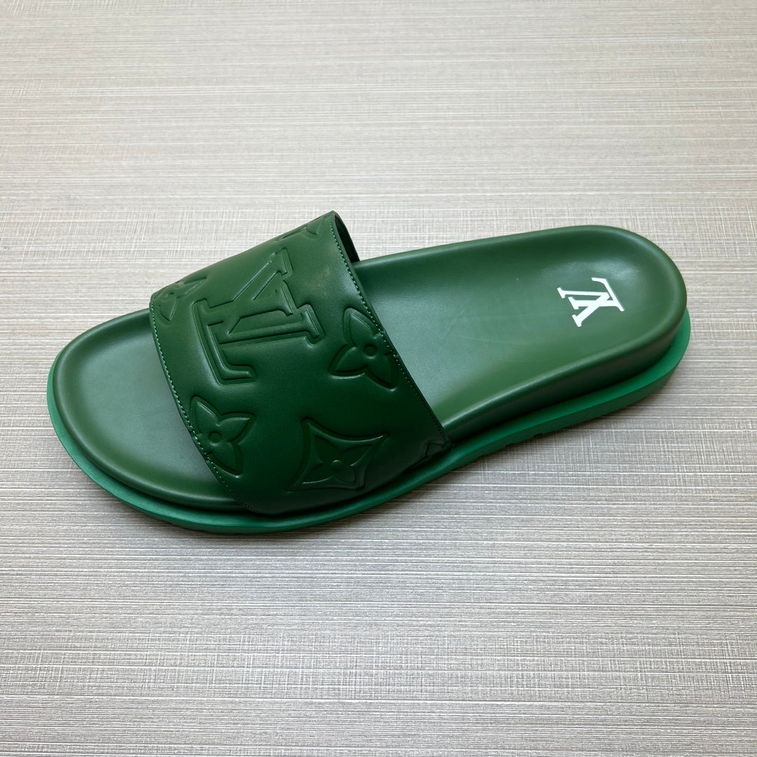 54E3ZDE Stylish slippers
