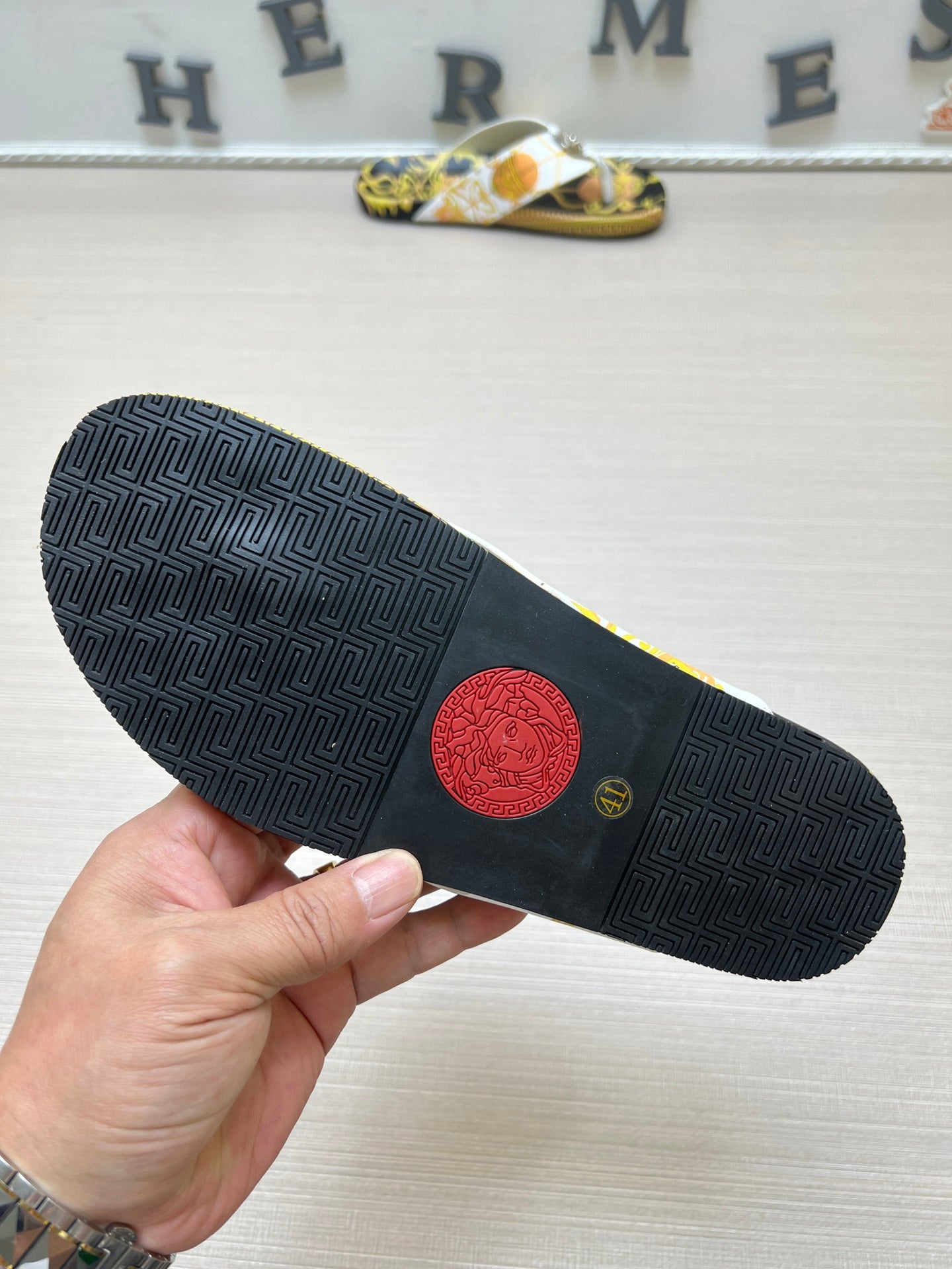 54V96ZDE Stylish slippers