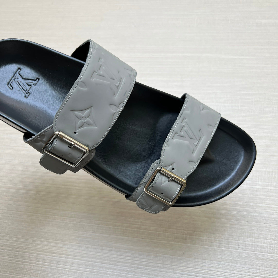 54E87ZDE Stylish slippers