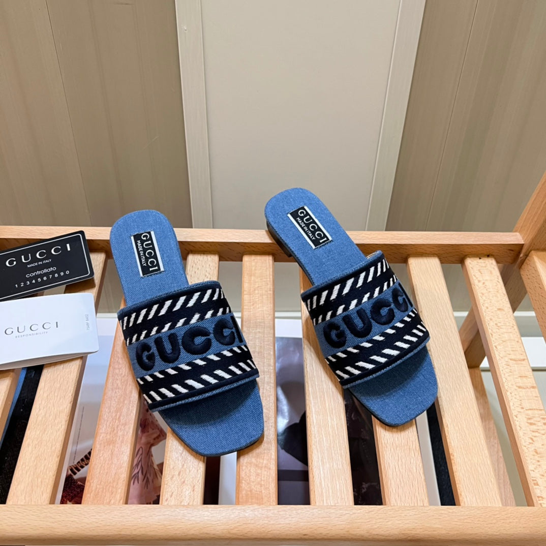 14B6ZDE Stylish Slippers