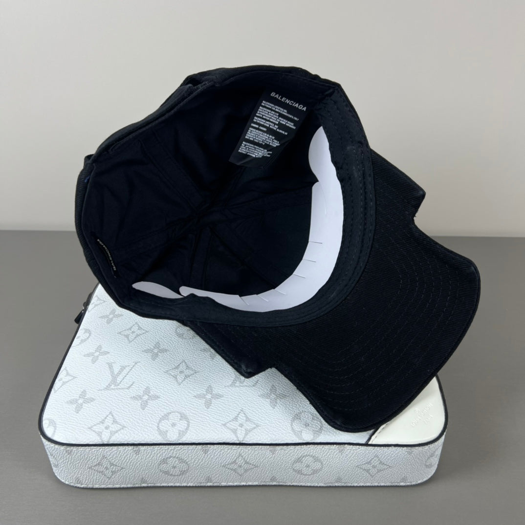 125ZJ527MDE Stylish hats