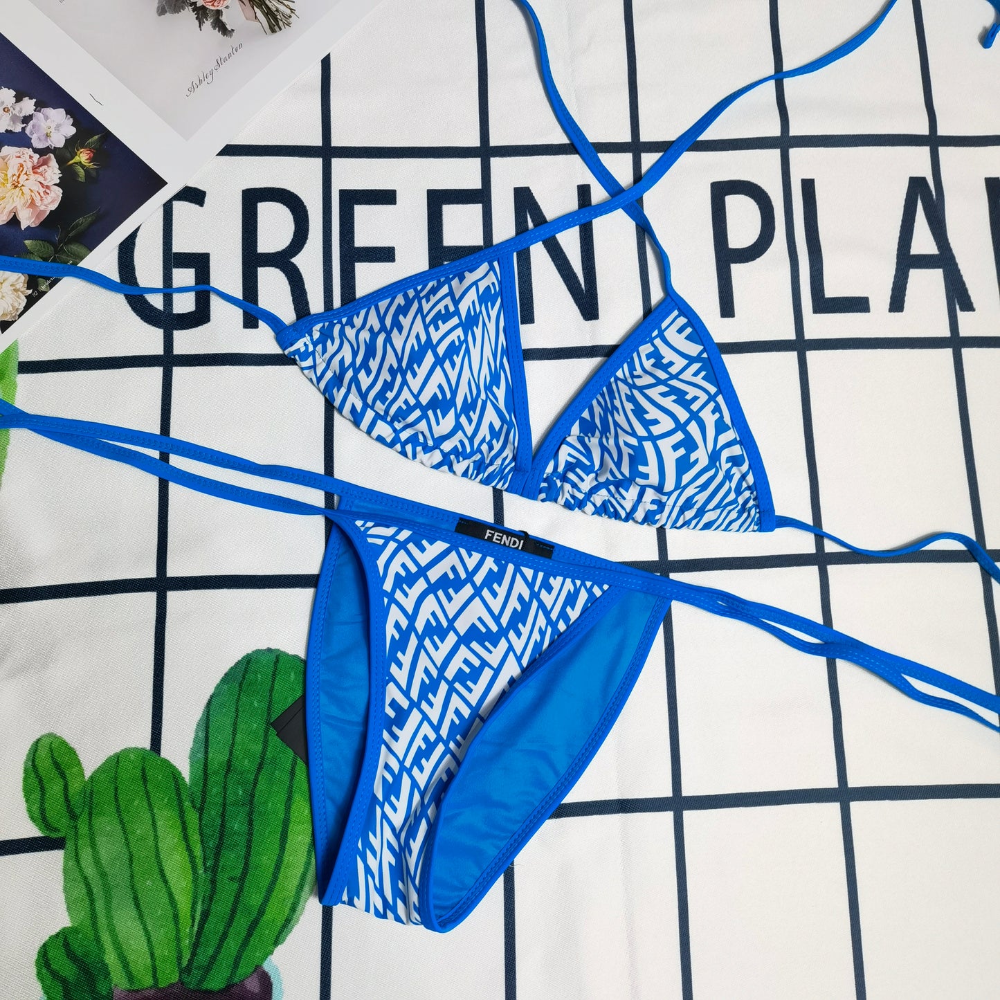 14F246YDE Stylish Bikini swimsuit
