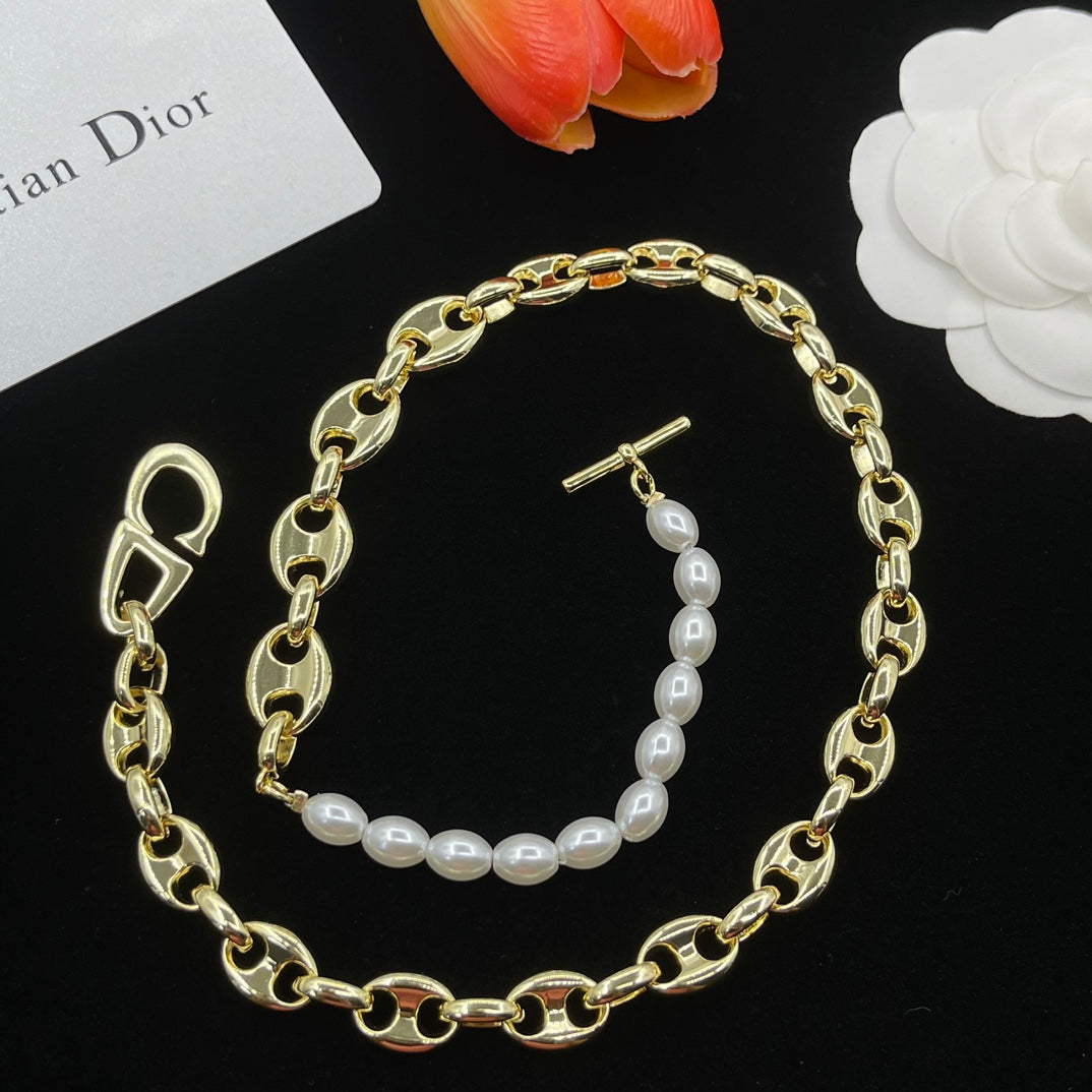 14A1059XDE Stylish Necklaces