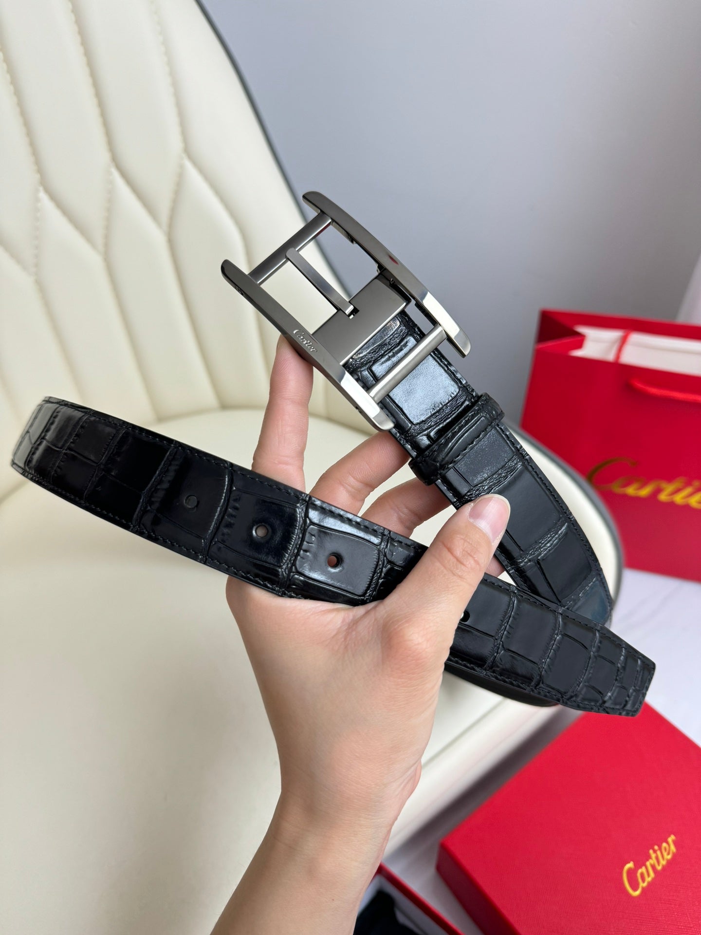 1WK172PDE Stylish High quality belt With full package