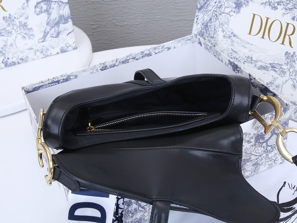5D11BDE Stylish leather bag