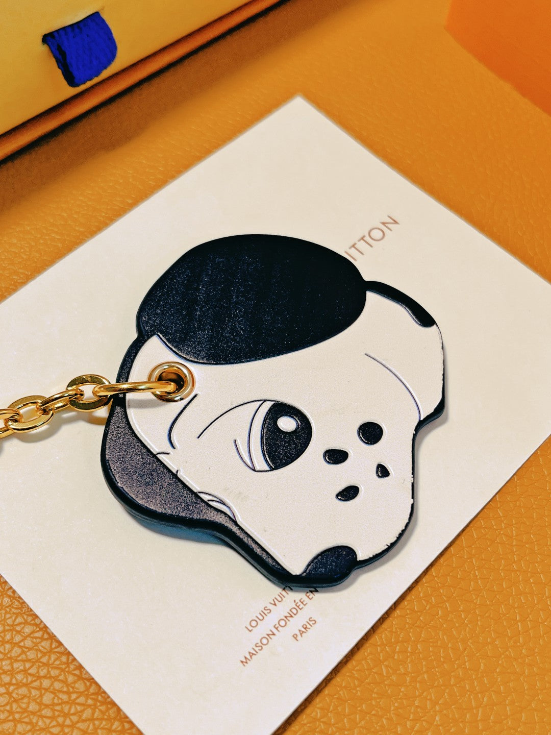 14E40ADE Stylish key closure