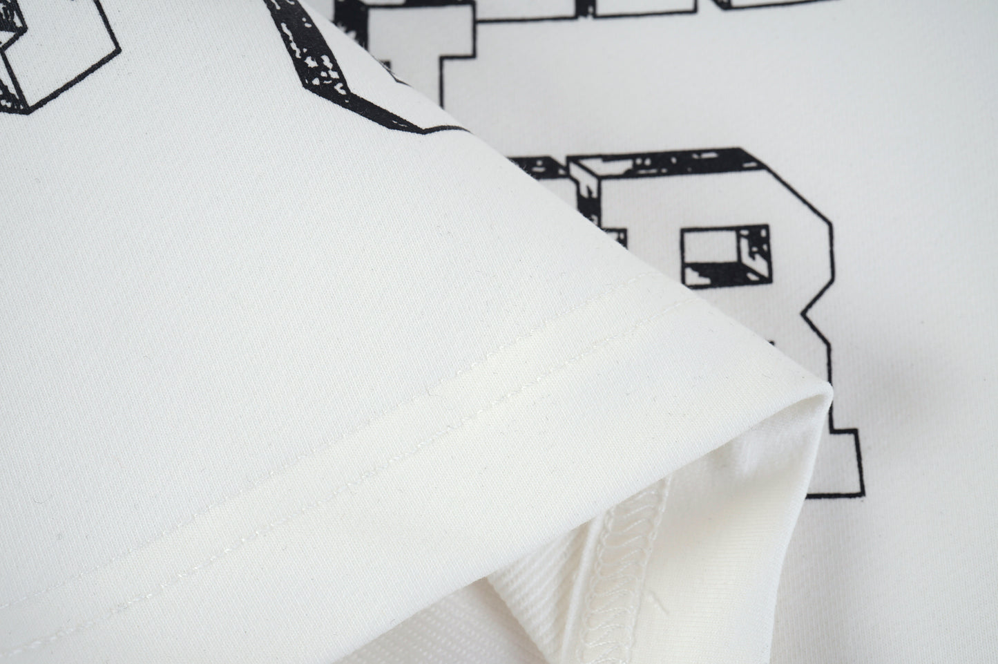 145RA42UDE Stylish shorts