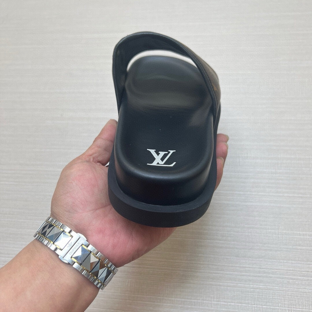 5WE249ZDE Stylish Slippers