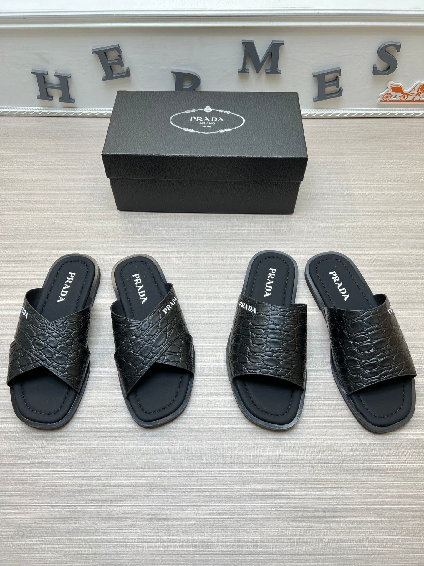 54PD74ZDE Stylish slippers