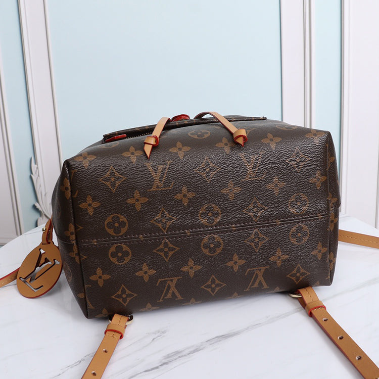 1E067BDE Stylish leather bag 