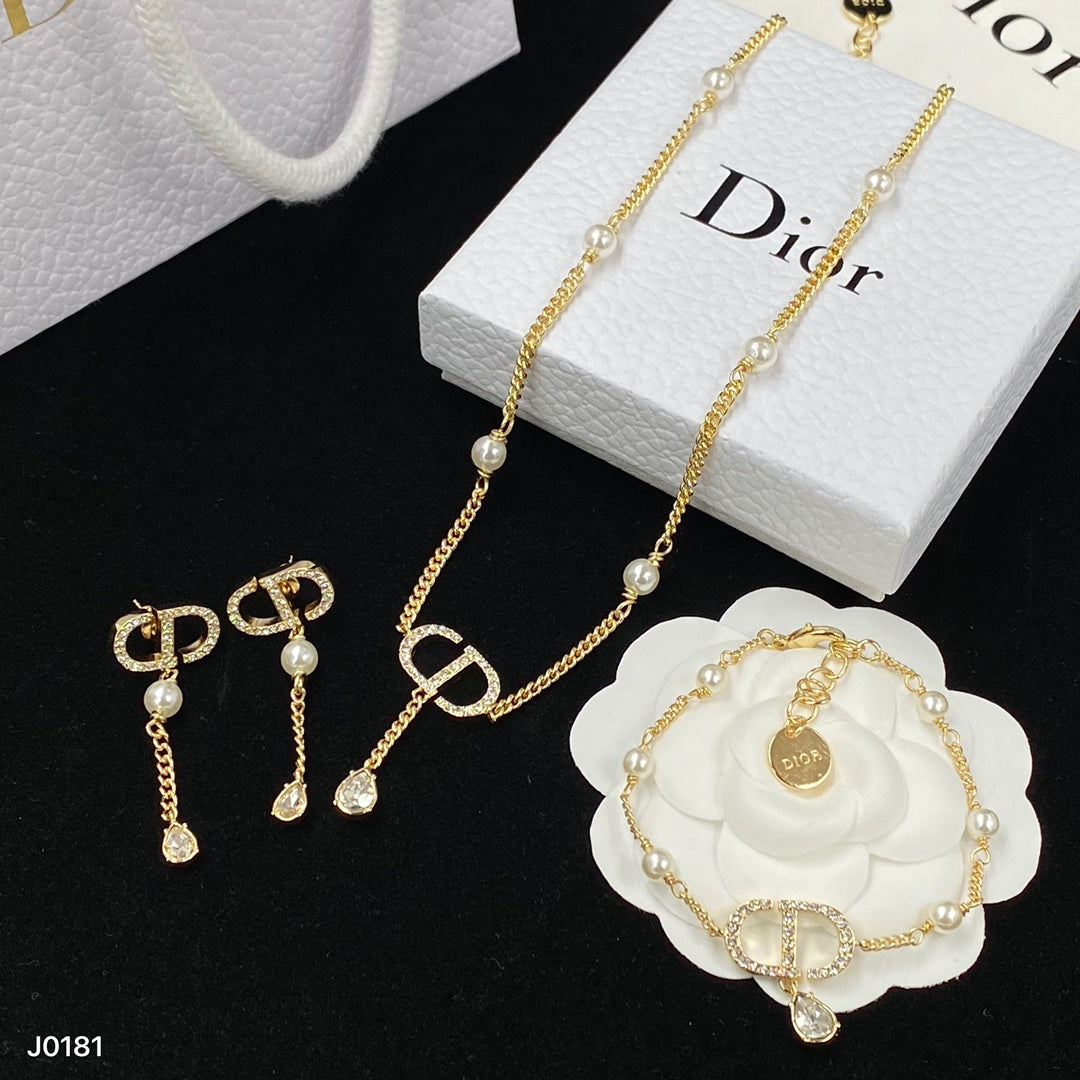 14D254XDE Stylish Rings Earring Bracelets Necklaces
