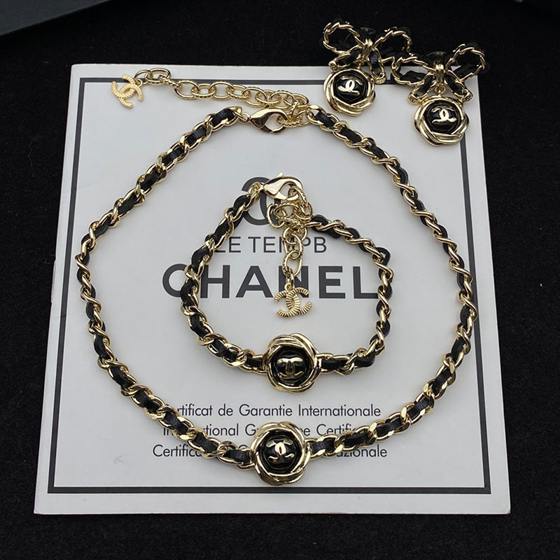 14C225XDE Stylish  Necklaces Bracelets Earrings