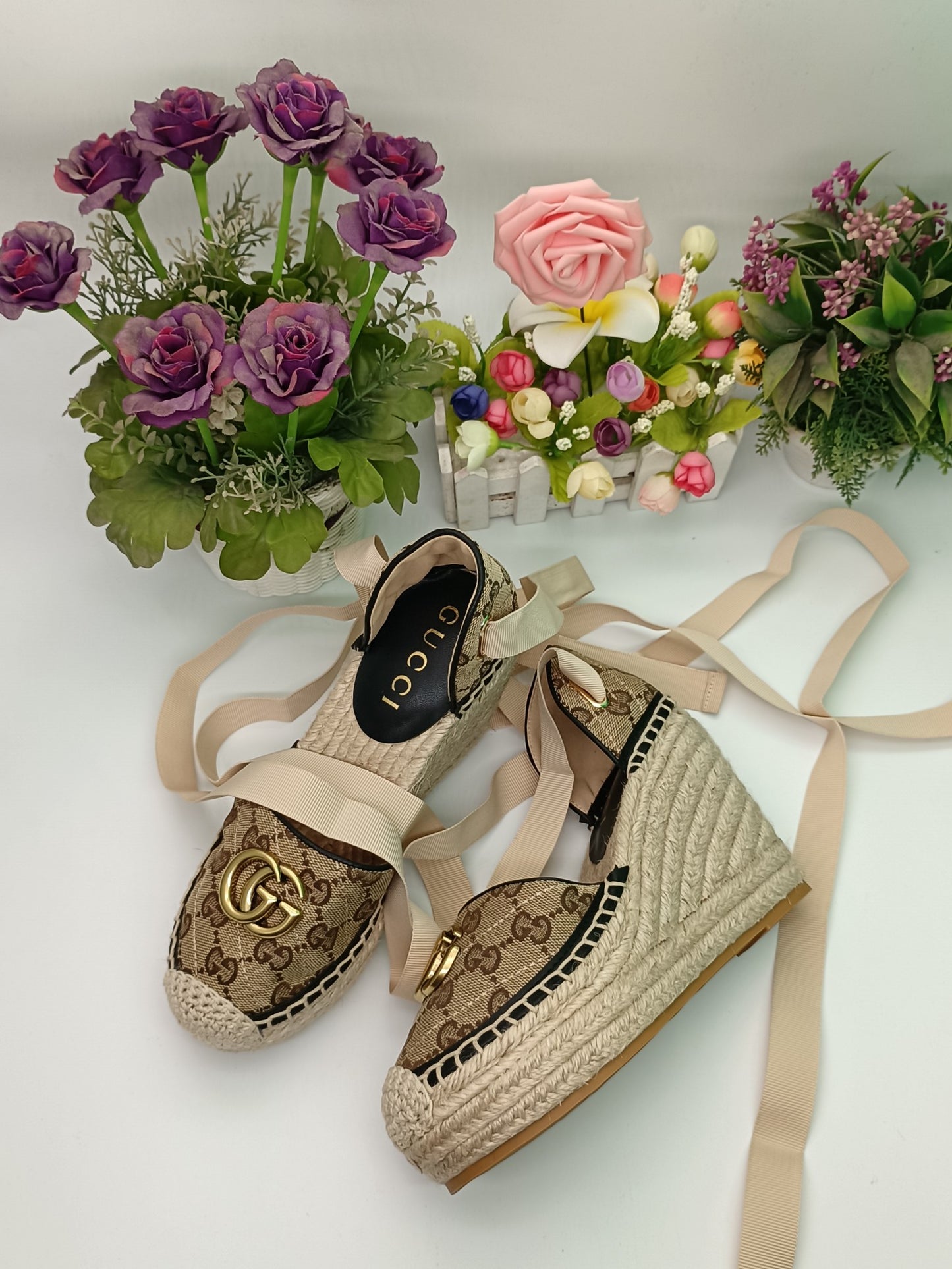 2YB40ZDE Stylish leather High heels