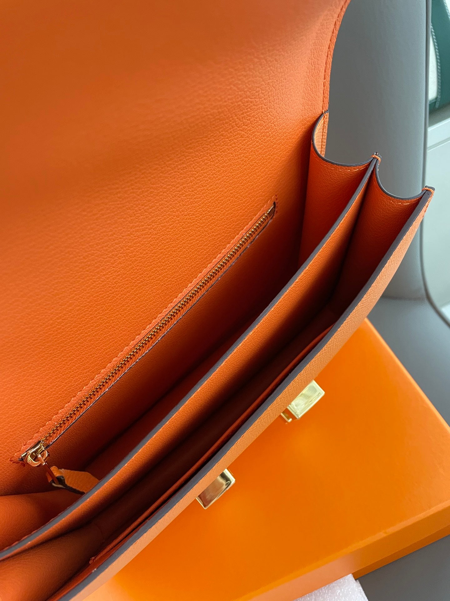 155NH65BDE Stylish leather bag