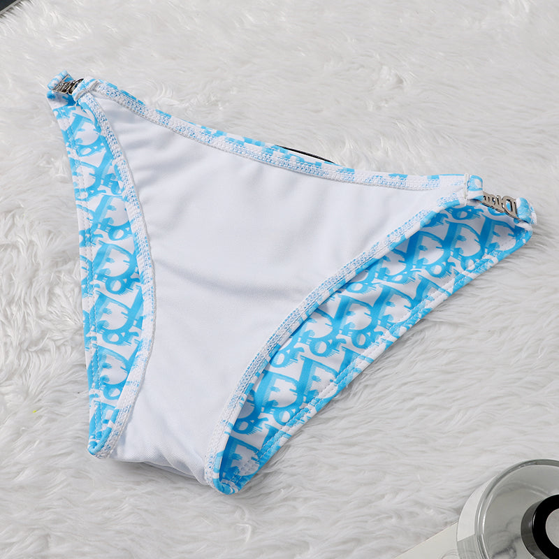 14D222YDE Stylish Bikini swimsuit