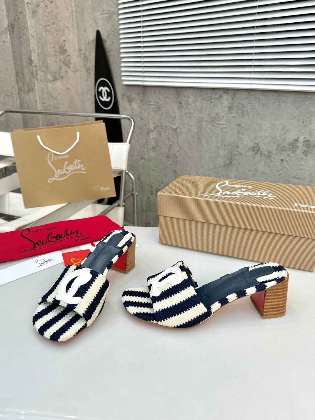 JXA9ZDE Stylish leather + knitted heels