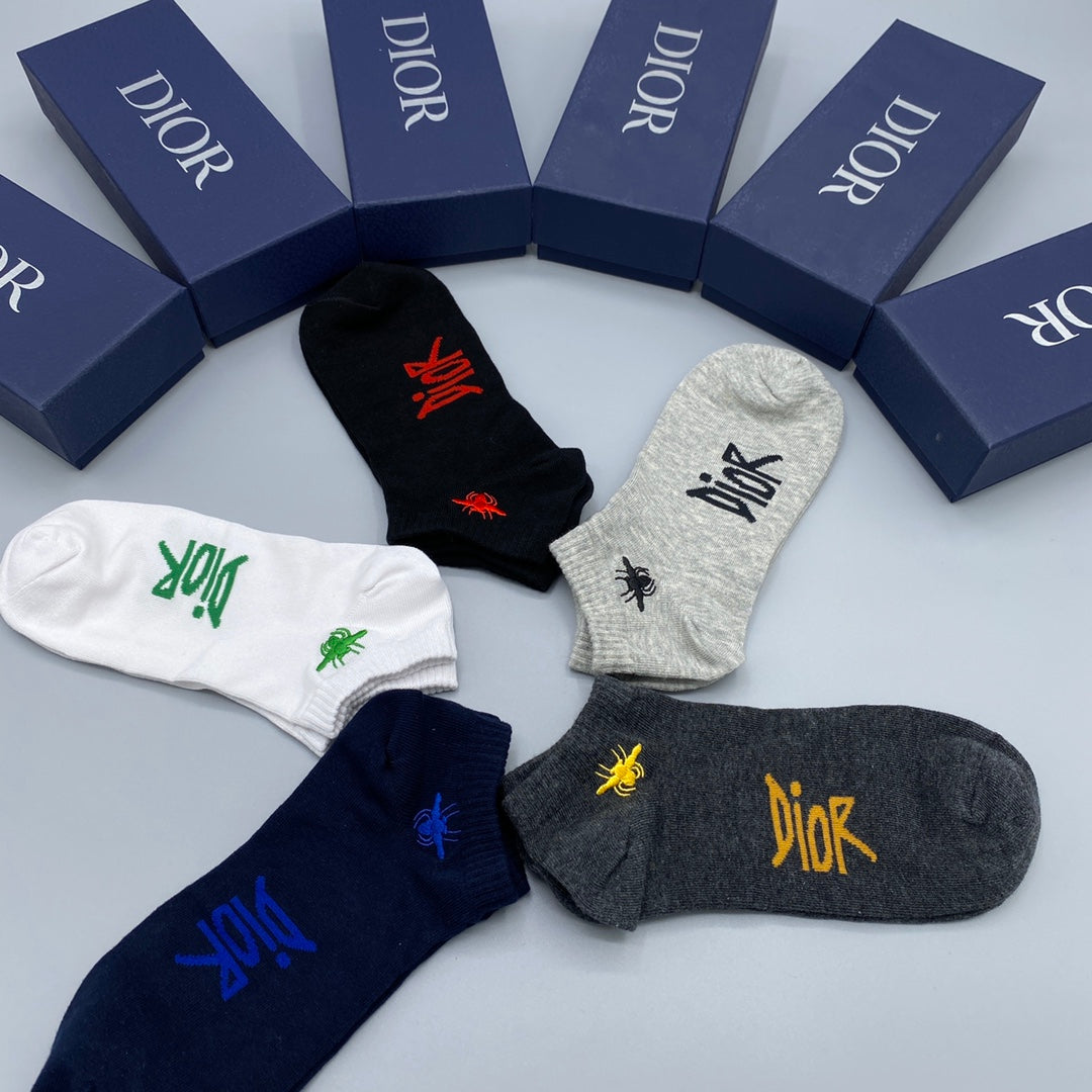 235QD41SDE Stylish socks(5 pairs )