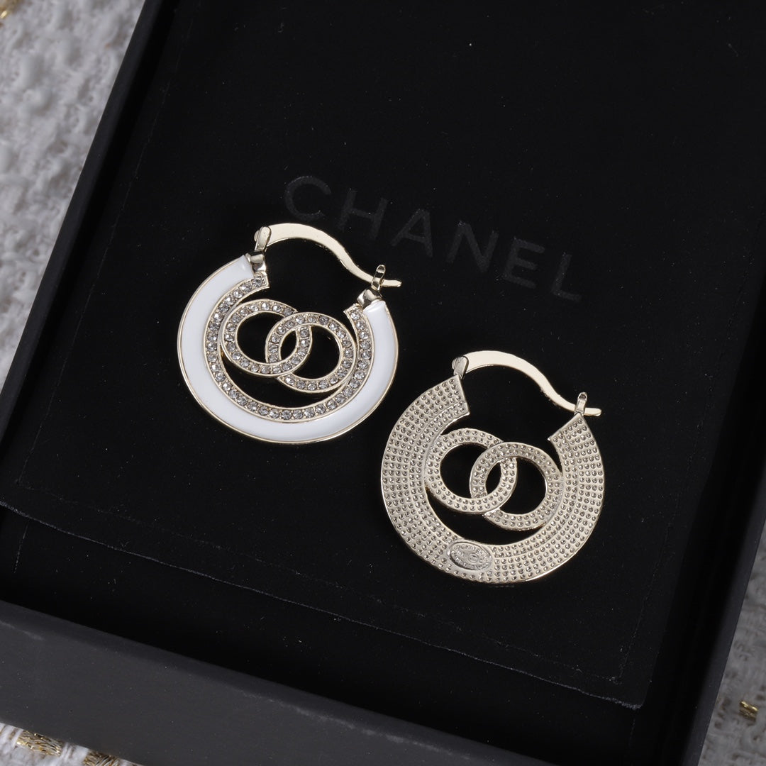 14C270EDE Stylish Earrings