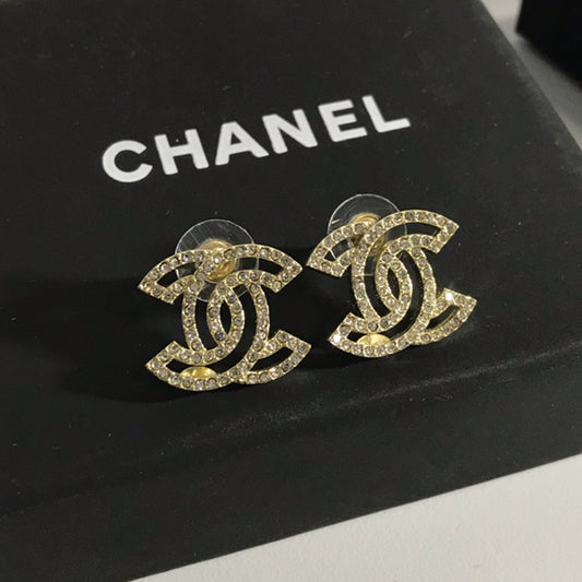 14C797EDE Stylish Earrings