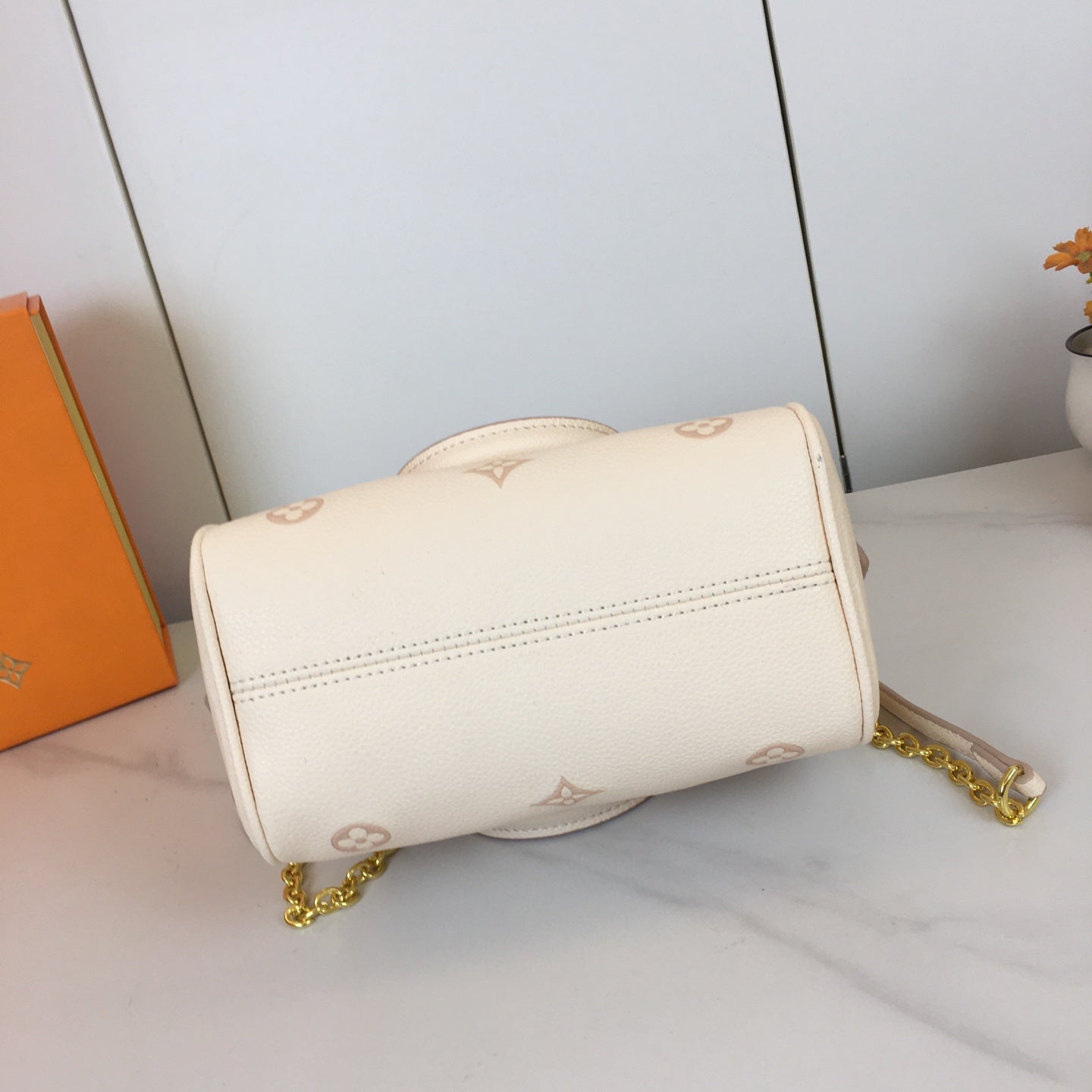 175NE9BDE Stylish leather bag